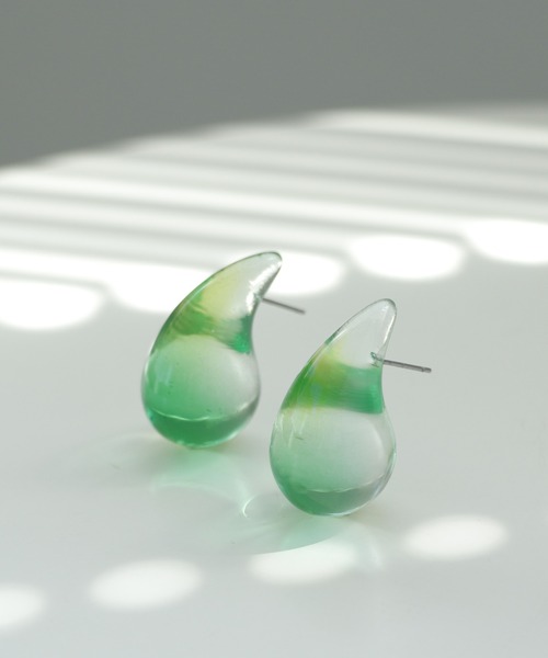 Three Four Time（スリーフォータイム） ピアス グラデドロップピアス