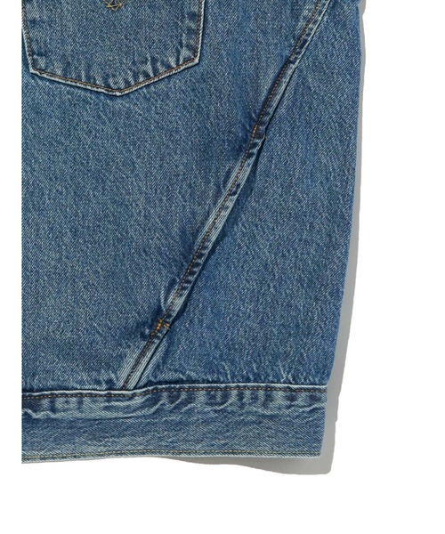 Levi’s TWISTED トラッカージャケット　BAGGY ジーンズ Levi's（リーバイス） デニムジャケット gジャン TWISTED トラッカー