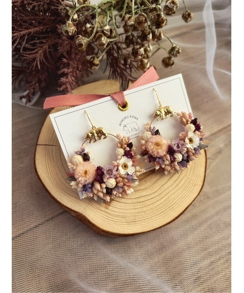 MORINOKUMA（モリノクマ） ピアス 揺れるドライフラワーリース風ピアス