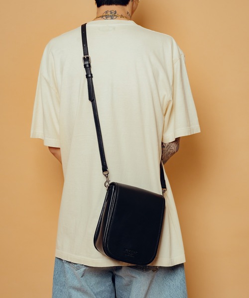 Subciety（サブサエティ） ショルダーバッグ Leather mini hunting bag