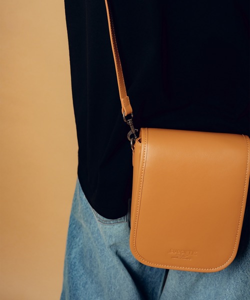 Subciety（サブサエティ） ショルダーバッグ Leather mini hunting bag