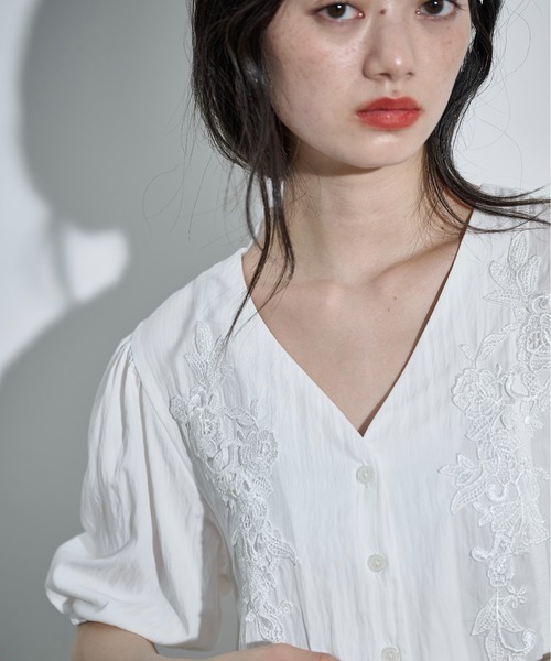 アイレット刺繍Vネックブラウス Amazon | [Ornrjfll] 女性アイレット刺繍ブラウス中空 V ネック夏服