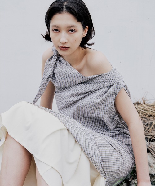ワンピース 「leinwande」26SS新作 Tucked Ribbon Dressの画像