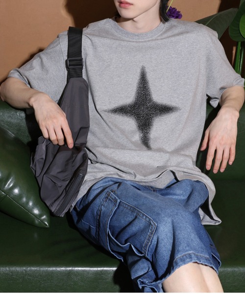 FOLLOWIN tシャツ 「UNISEX」ベーシックスタープリントラウンド