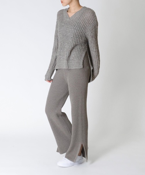 VERSEAU（ヴェルソー） ニット セーター Vネックオフショルダー 