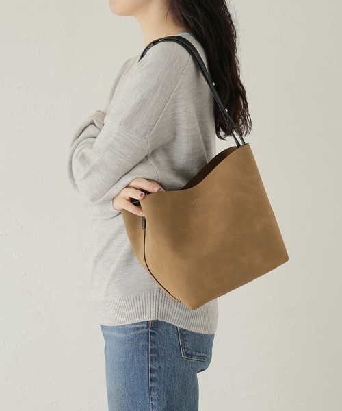 ＆MyuQ（アンドミューク） ショルダーバッグ バッグ CARNA レディース