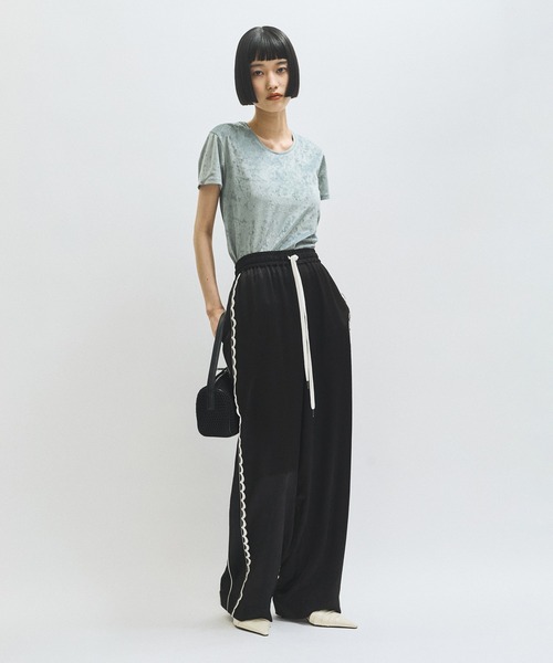 ADAM ET ROPE'（アダムエロペ） パンツ サイドレーストラックパンツ