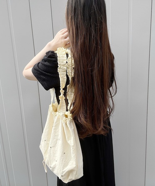 ショルダーバッグ バッグ くしゅくしゅ巾着トートバッグ