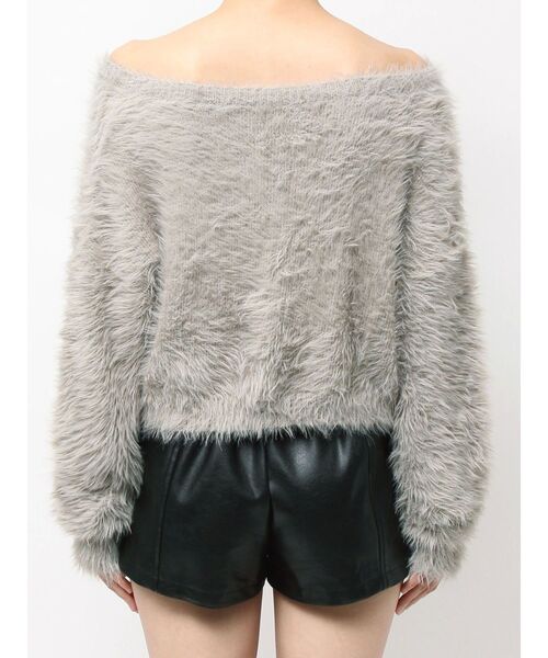 GYDA シャギー ショルダー LOOSE ニット TOPS GYDA（ジェイダ）の「シャギーショルダーLOOSEニットTOPS（ニット