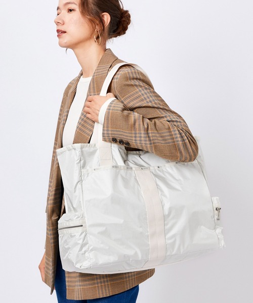 35 割引 年間ランキング6年連続受賞 トートバッグ バッグ Lesportsac Essential Collection Naoko Okusa Urban Tote アイボリーc バッグ レディースファッション ファッション Giftkarting In 35 割引 年間ランキング6年連続受賞 トートバッグ バッグ Lesportsac Essential Collection Naoko Okusa Urban Tote アイボリーc バッグ レディースファッション ファッション Giftkarting In