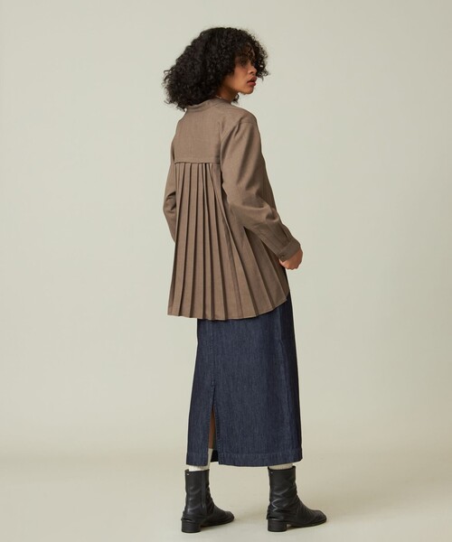美品　ジェイプレス　バックプリーツブラウス　グレー　バンドカラー　長袖　2023 J.PRESS YORK STREET ブラウス シャツ 「WOMEN」バックプリーツ