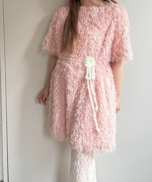 hugi ワンピース FLUFFY FEATHER DRESS/ふわふわフェザーワンピース