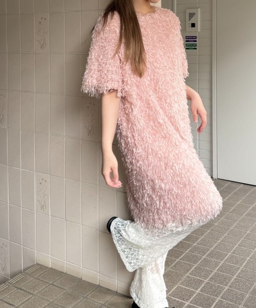 hugi ワンピース FLUFFY FEATHER DRESS/ふわふわフェザーワンピース