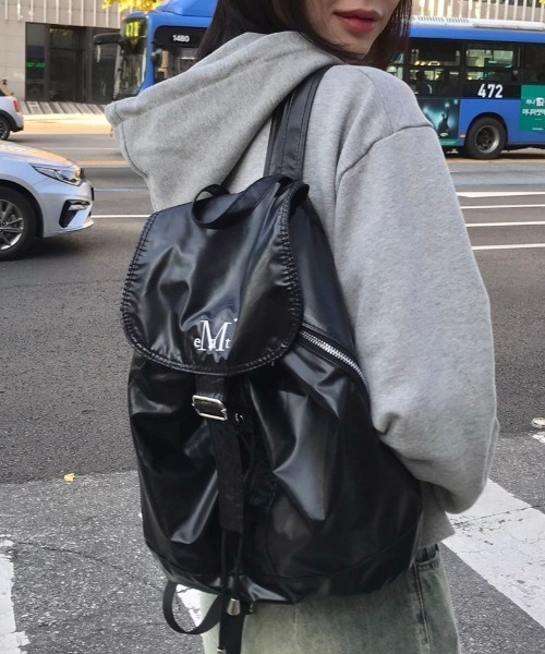 ✨新品未使用✨ MUCENT ムセント リュック MUCENT（ムセント） デイバック リュック 「日本未発売/WEB限定」/軽量