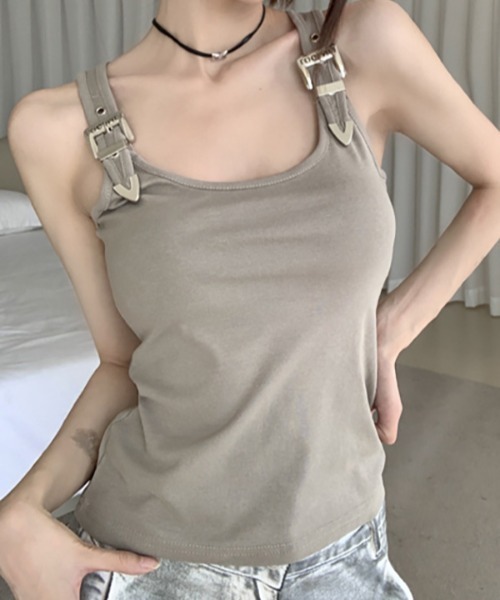 lilful タンクトップ ノースリーブ バックルベルトデザイン