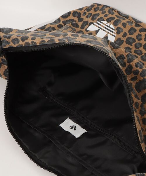 adidas Originals ショルダーバッグ レオパード ロゴ コットン adidas ショルダーバッグ レオパード スモール / アディダス