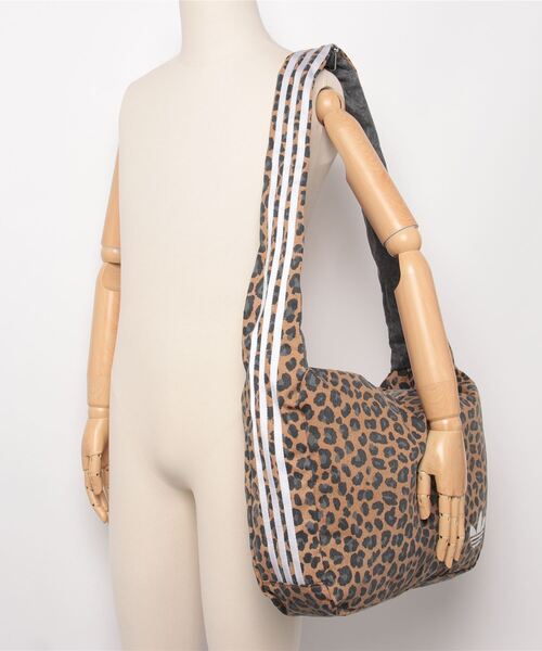 adidas ショルダーバッグ レオパード柄ラージ LEO L BAG