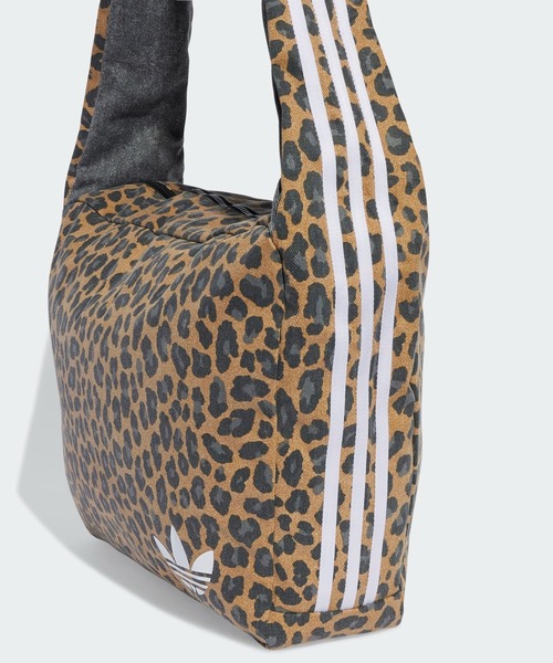 adidas ショルダーバッグ レオパード柄ラージ LEO L BAG