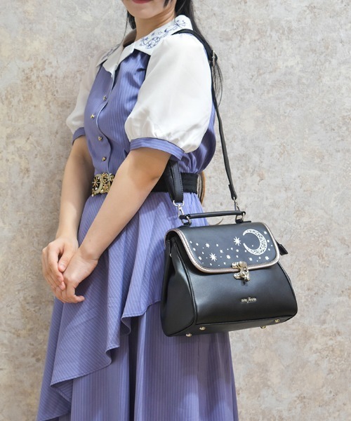 axes femme（アクシーズ ファム） ワンピース 星座刺繍アシメ