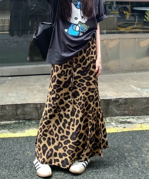 LADY LIKE（レディライク） スカート ウエストゴムレオパード柄フレア