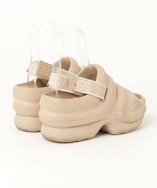UGG 厚底 スポーツサンダル ベージュ UGG Australia（アグオーストラリア） 「UGG」 ヒールサンダル 23.0cm