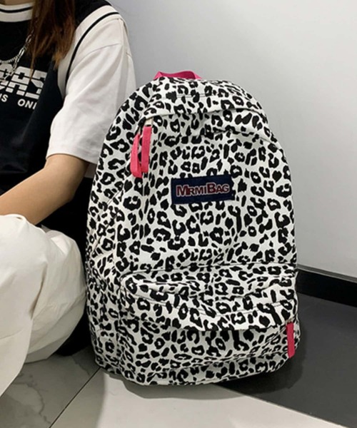 LA VORAGINE（ラ ヴォラジネ） デイバック リュック ヒョウ柄バック