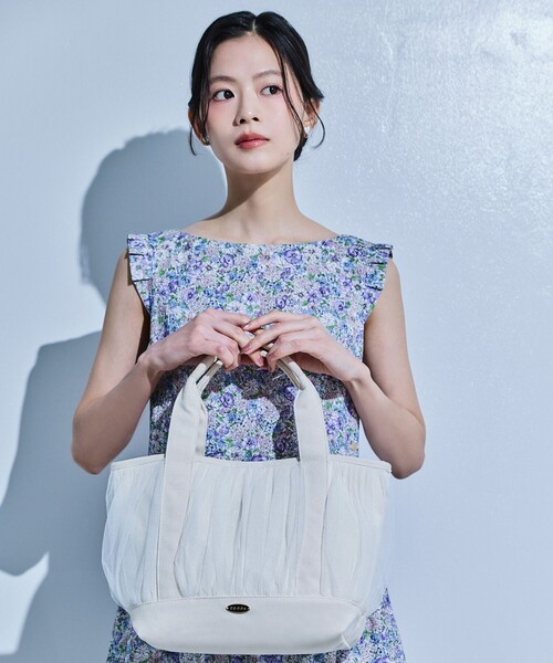 TOCCA（トッカ） トートバッグ GATHER TULLE TOTE キャンバストート