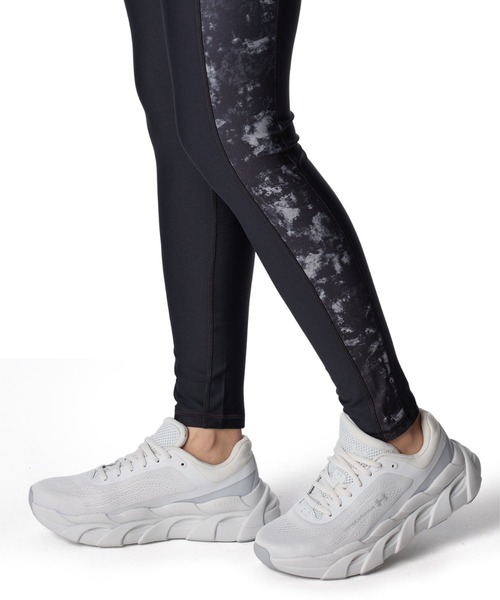 UNDER ARMOUR（アンダーアーマー） レギンス UAヒートギア プリント