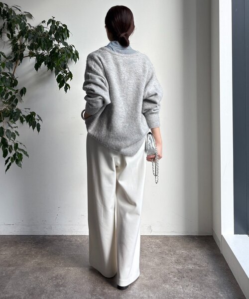 「DouDou」 パンツ 38 ライトグレー レディースの画像