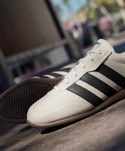 【新品未使用】　 アディダス　バレダ ロー シューズ　スニーカー adidas（アディダス） スニーカー バレダ ロー シューズ/ BARREDA LO