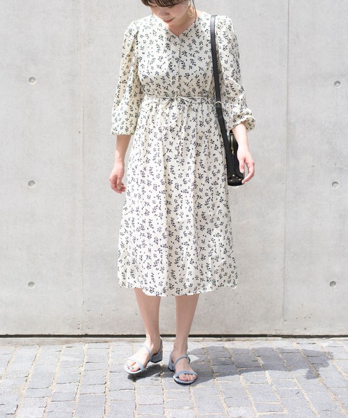 ワンピース Maison Breeze クラシカル花柄vネックワンピース Zozotown Paypayモール店 通販 Paypayモール