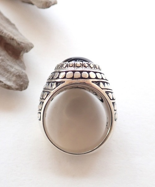 指輪 リング 「MANANAS 」マナナス/ Armadilo Tri Stone Ring (Onyx) レディース メンズの画像