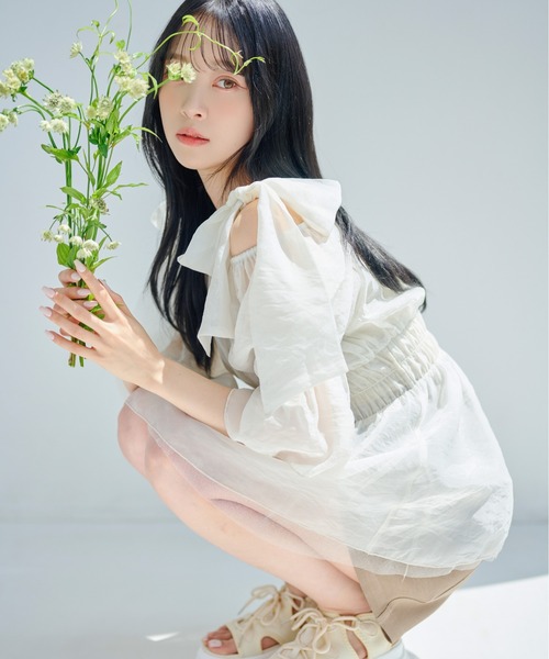 美品 リスマット バイ ワイズ リバーシブルチュニック 2（M～ｌ相当） mysty woman ブラウス シャツ リバーシブル肩リボンチュニック