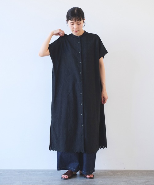 yuni ワンピース 単色スカラップ刺繍バックオープンシャツ