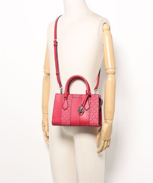スピード発送 MICHAEL KORS スタッズ パッチワーク サッチェル 公式アウトレット】AVRIL スタッズ パッチワーク サッチェル
