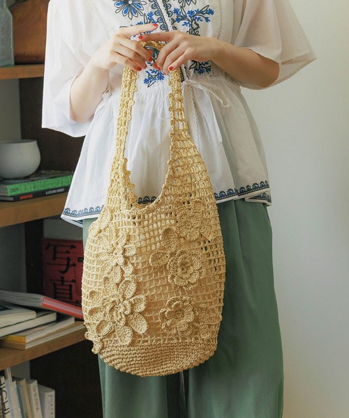 あおさん専用☆美品☆オリジナル透かしフラワーショルダーバッグ niko and… ショルダーバッグ バッグ オリジナル透かしフラワー