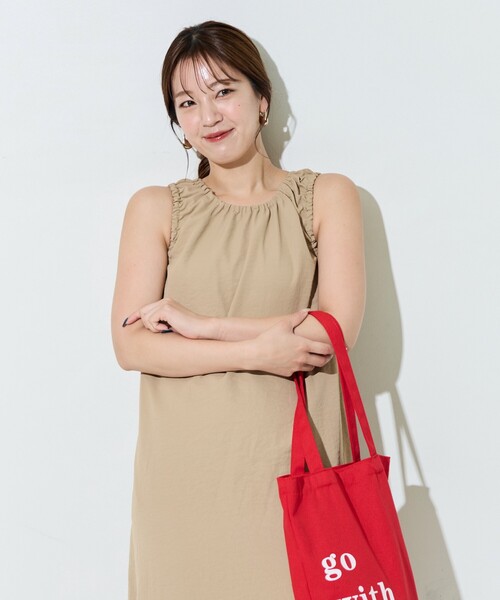 ノースリーブ 背中あき カジュアル ワンピース 再入荷 新品 ノースリーブ 背中あき オープン 体型カバー ワンピース