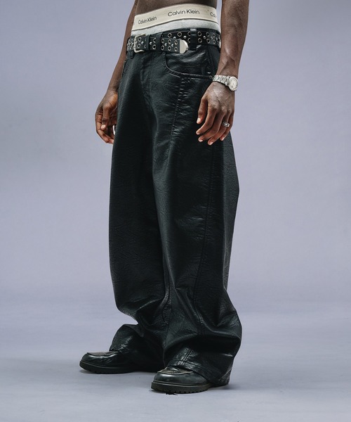 ANDER HUNK パンツ Faux Leather Curve Pants / フェイクレザーカーブ