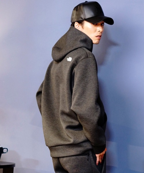 「THE NORTH FACE」 プルオーバーパーカー S ブラック メンズの画像