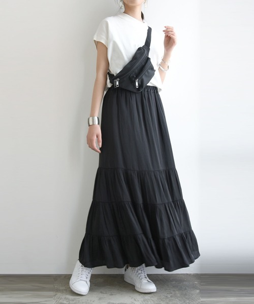 最終値下げ【美品】24SS ストレートカットスカート BLACK 日本製 No one knows（ノーワンノーズ） スカート マットサテンティアード