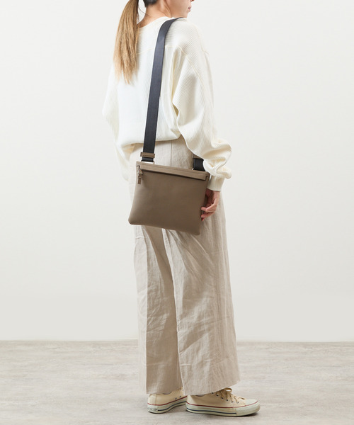 itti ショルダーバッグ HERRIE BALLER'S BAG / RAPTO｜高級スムースレザーのミニショルダー