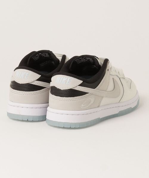 NIKE（ナイキ） ローカットスニーカー 26 クリーム レディース