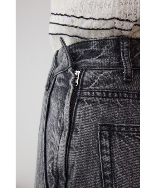 ゆったりウォッシュドデニムブルージーンズ ワイドレッグ パンツ washed-baggy-wide-leg-jeans-in