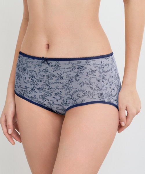 専用【ワコール】すそピタショーツ のびのびフィット 　M　ふつう　新品 専用【ワコール】すそピタショーツ のびのびフィット M ふつう 新品