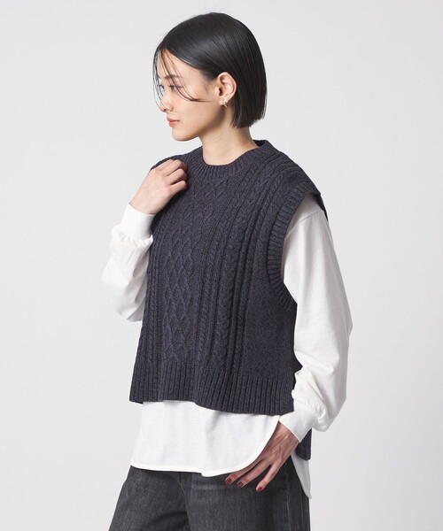 レディースニットベスト　ジレ　 アラン編み　ショート丈 A DAY IN THE LIFE ベスト ジレ アランニットベスト＋カットソー「A