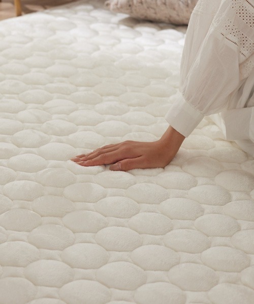 ラグ ラグマット 洗えるなめらかキルトラグ｜約185×185cm : ZOZOTOWN