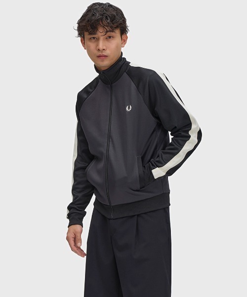 FRED PERRY（フレッドペリー） ジャージ Contrast Sleeve Track Jacket