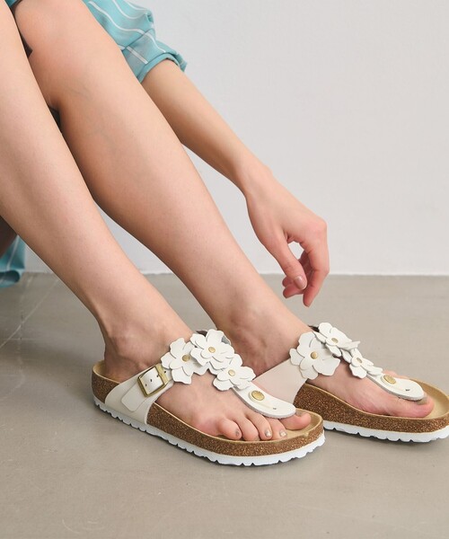 サンダル 「国内EXCLUSIVE」「BIRKENSTOCK」GIZEH フラワー サンダル レディースの画像