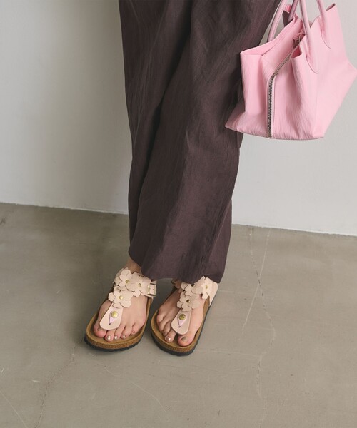 サンダル 「国内EXCLUSIVE」「BIRKENSTOCK」GIZEH フラワー サンダル レディースの画像