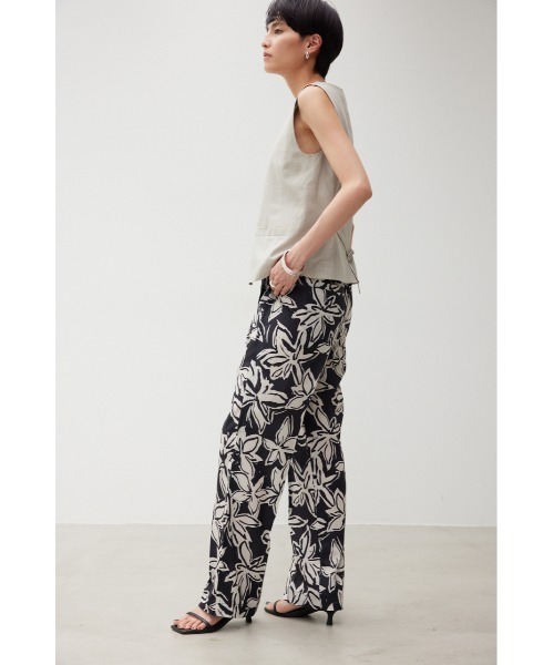 crie conforto スラックス パンツ ジオメトリックフラワー